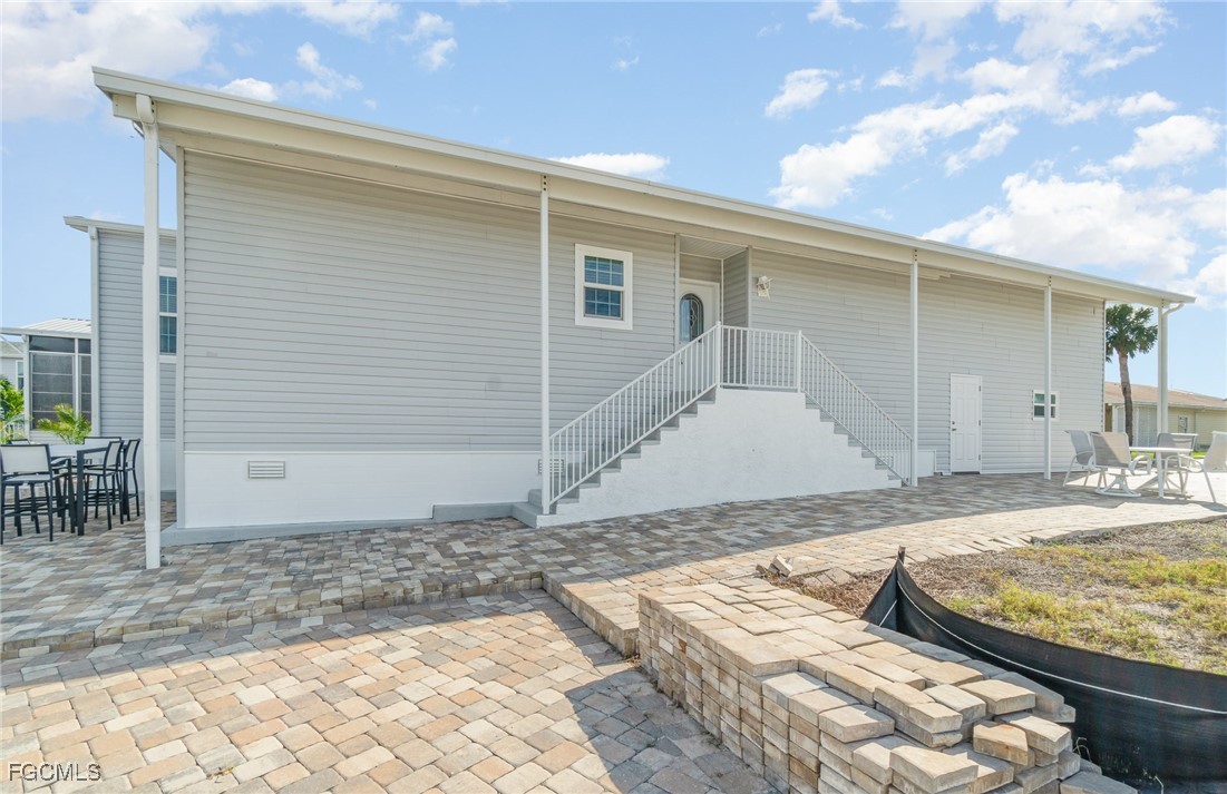 11511 Dogwood LN