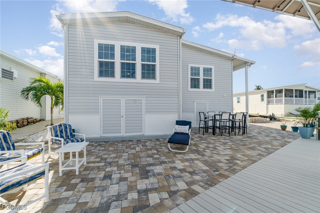 11511 Dogwood LN