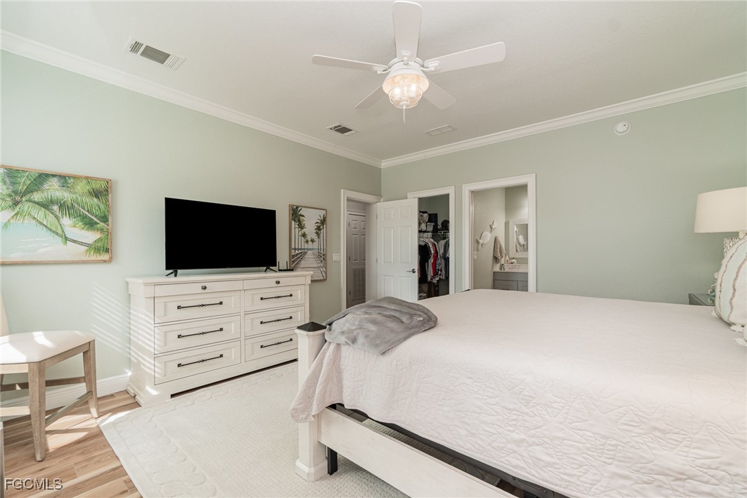 11511 Dogwood LN