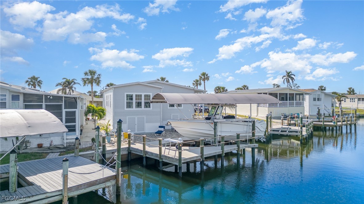 11511 Dogwood LN