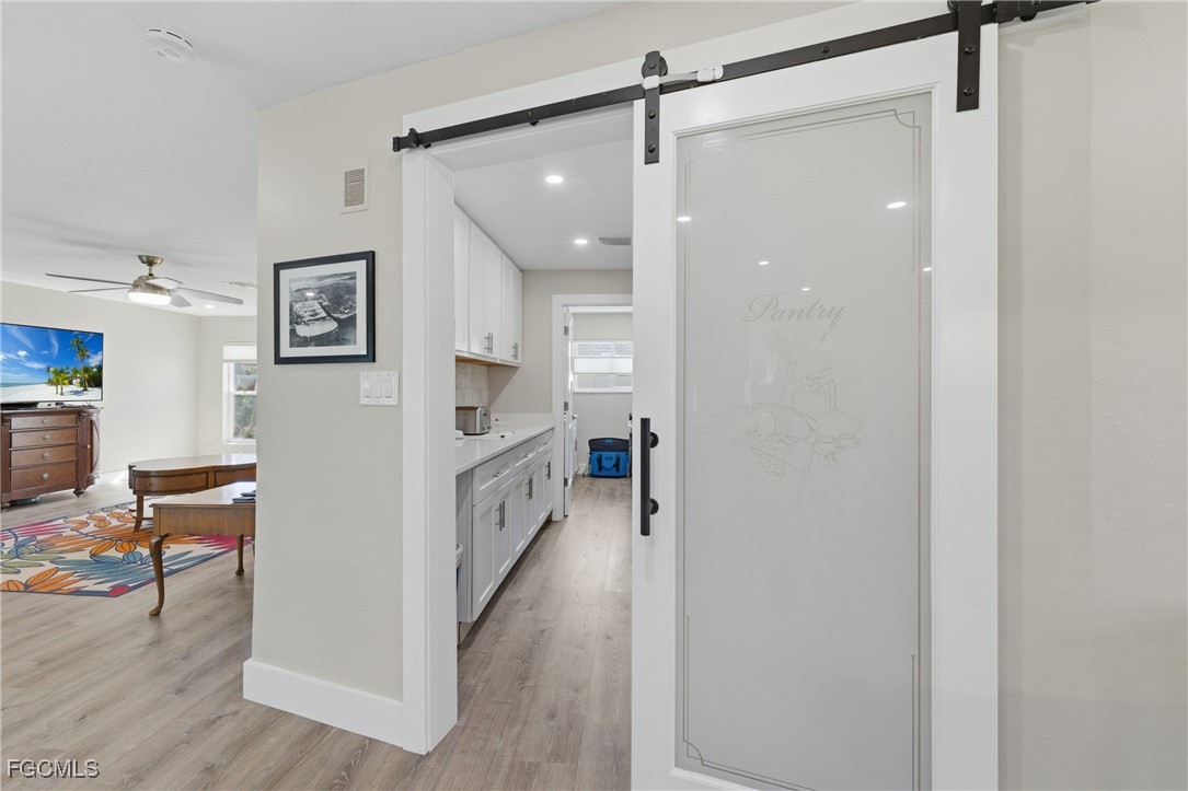 6807 Azalea LN