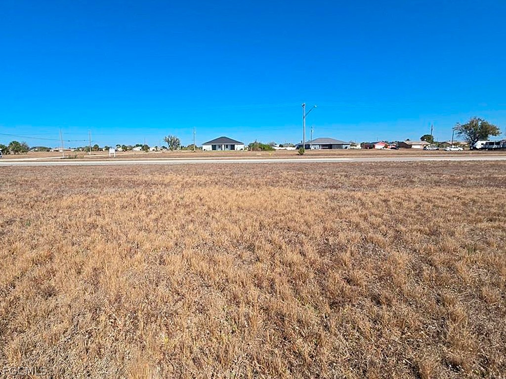 2108 Diplomat PKWY E