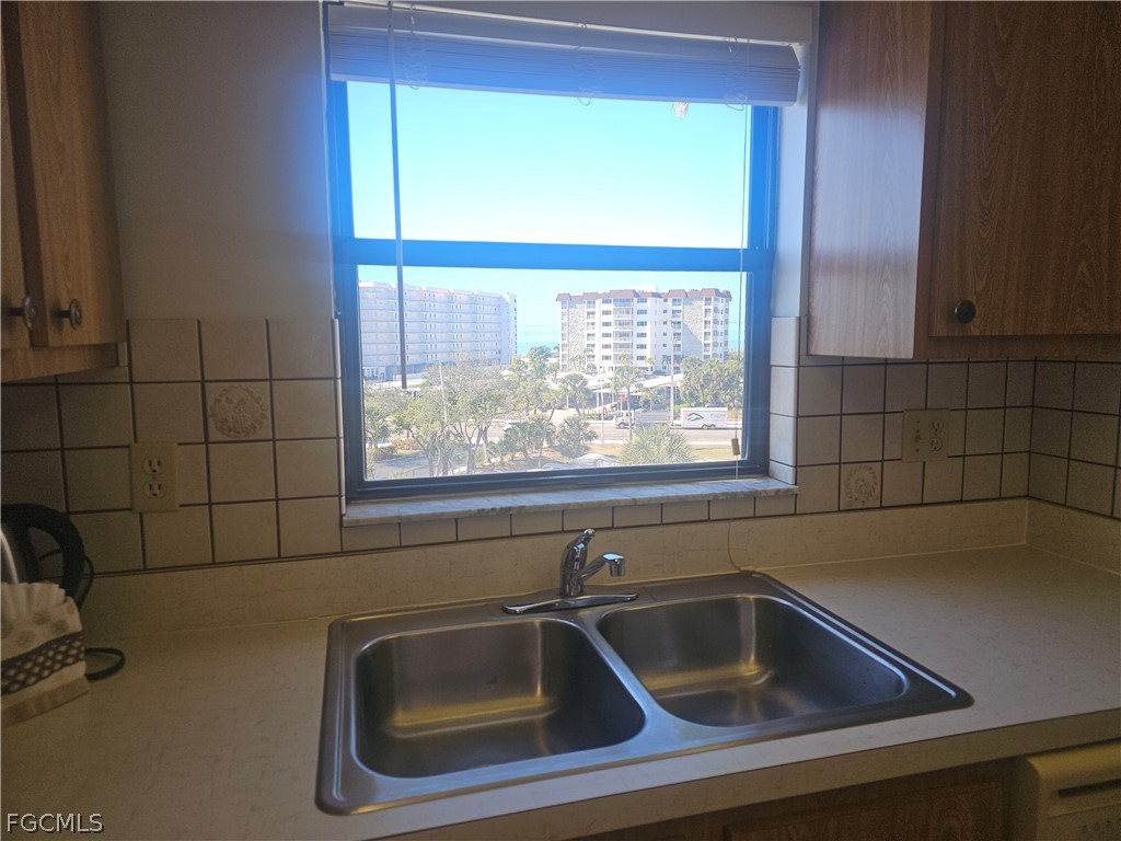 6893 Estero BLVD 446