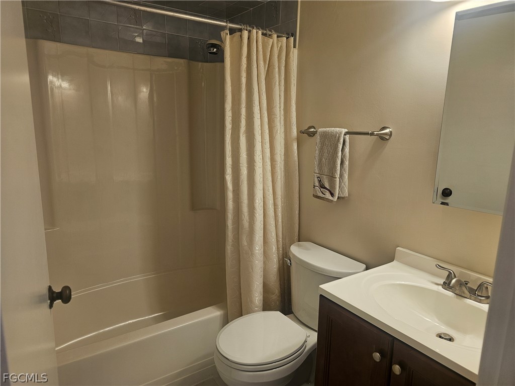 6893 Estero BLVD 446