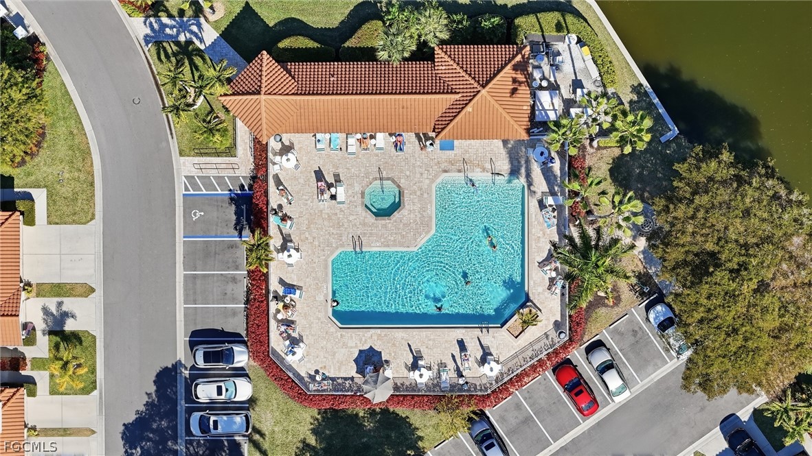 15054 Tamarind Cay CT 706