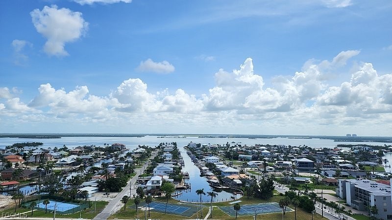 6612 Estero BLVD 1104