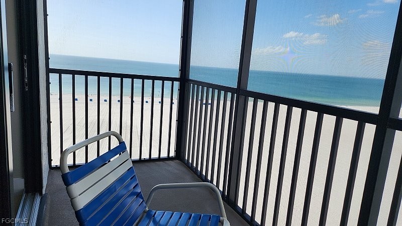 6612 Estero BLVD 1104