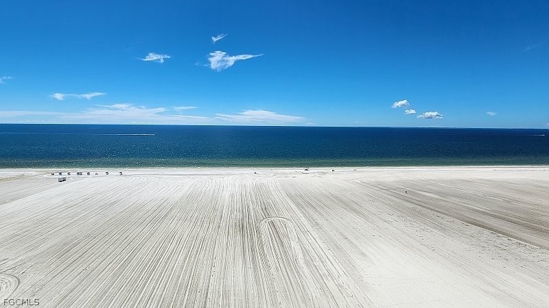 6612 Estero BLVD 1104