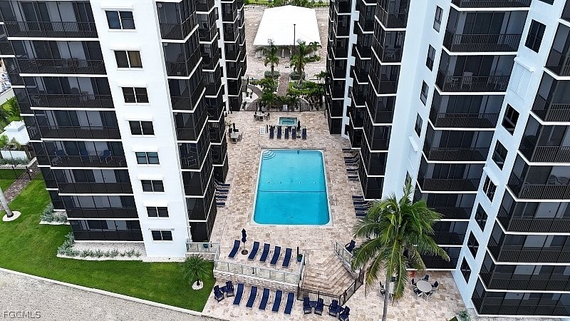 6612 Estero BLVD 1104