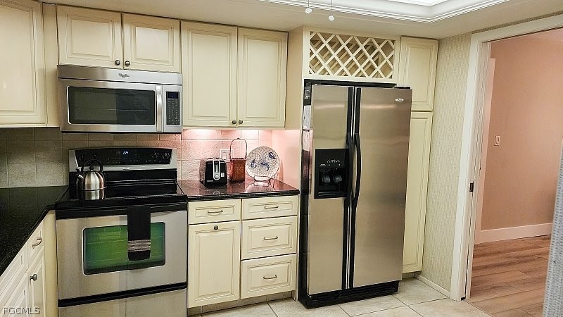 6612 Estero BLVD 1104