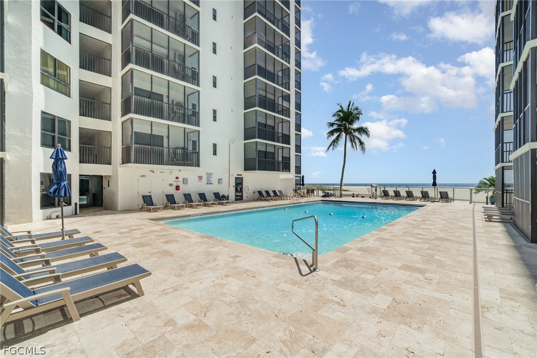 6612 Estero BLVD 1104
