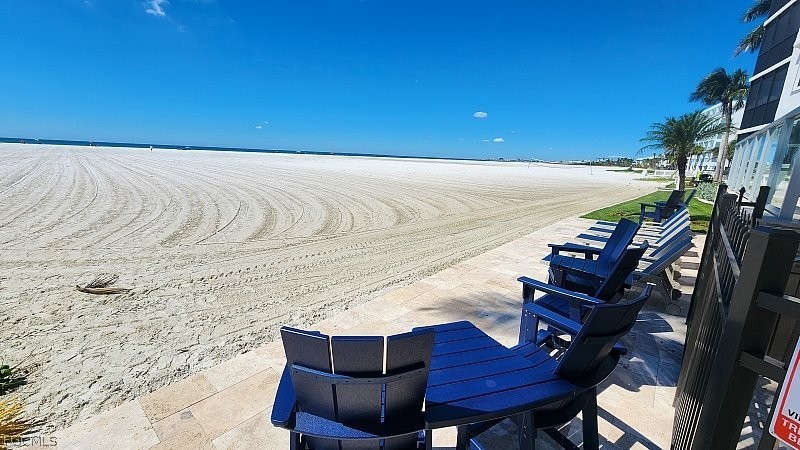 6612 Estero BLVD 1104