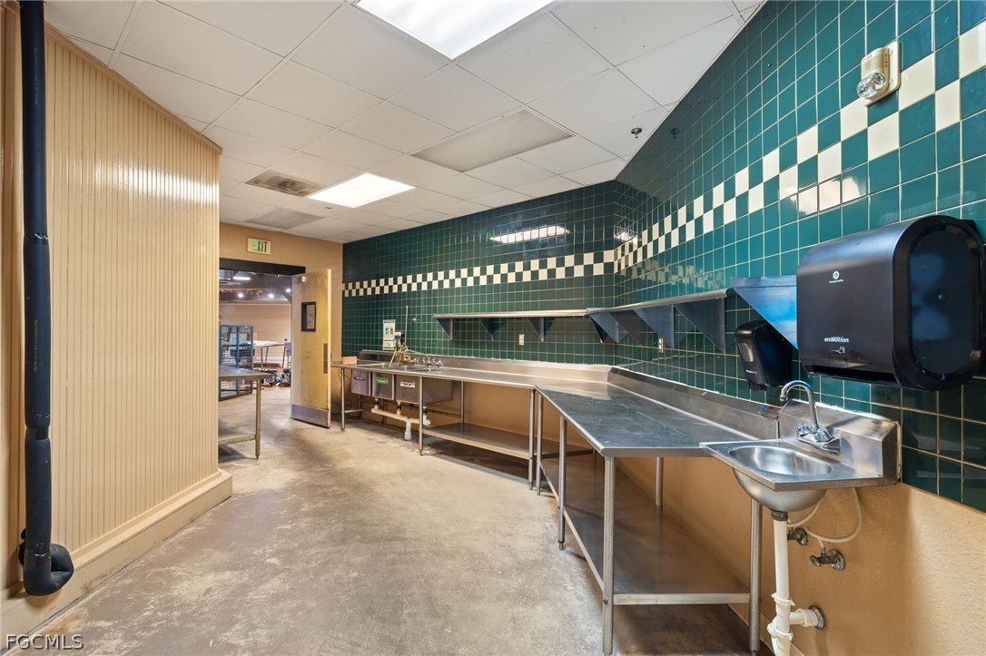 17650 San Carlos BLVD