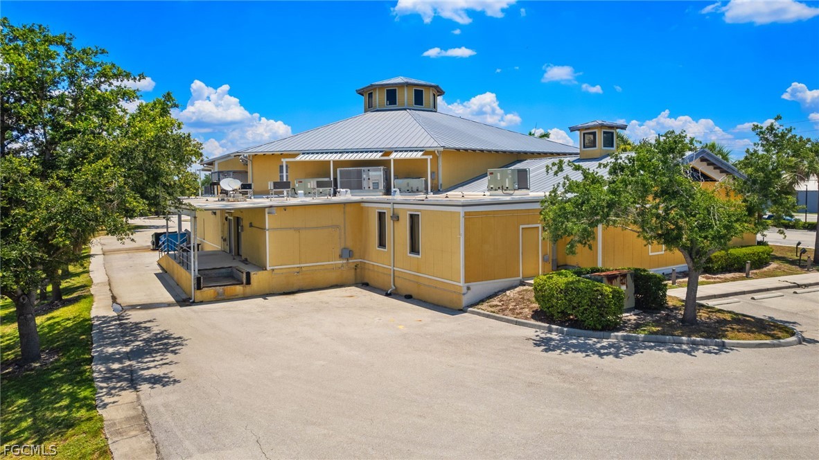 17650 San Carlos BLVD