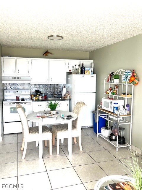 7330 Estero BLVD 301