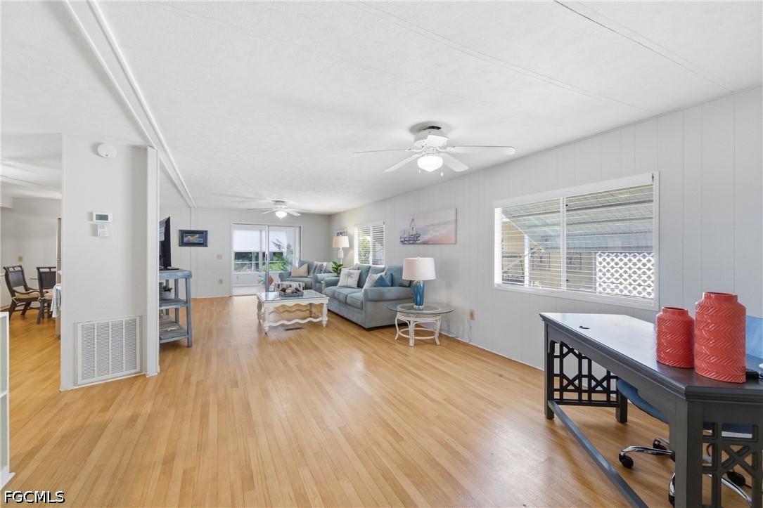 726 Knotty Pine CIR