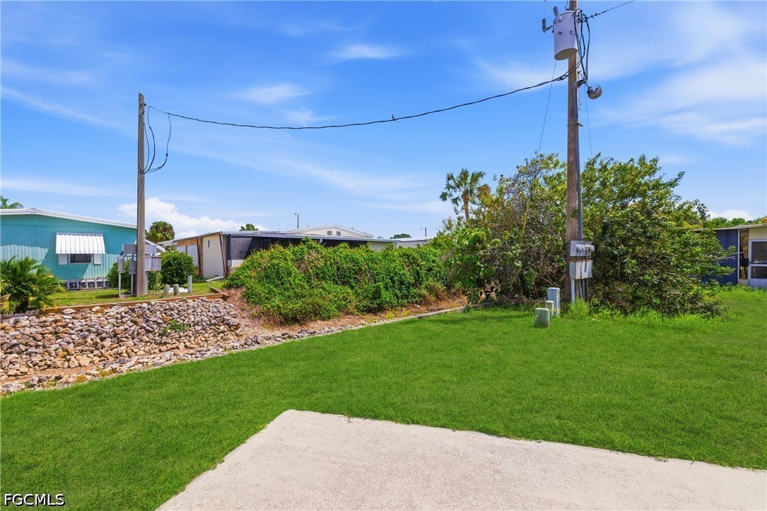 508 Pine Tree CT