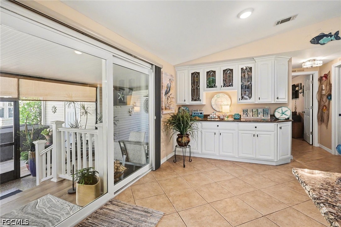 11111 Bayside LN