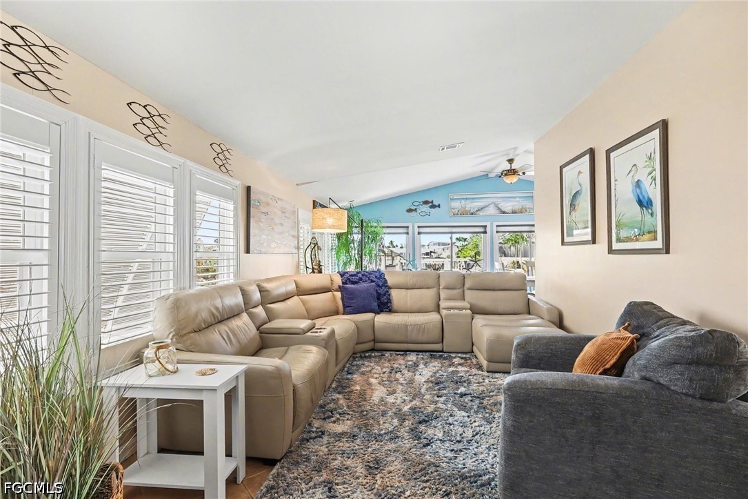 11111 Bayside LN