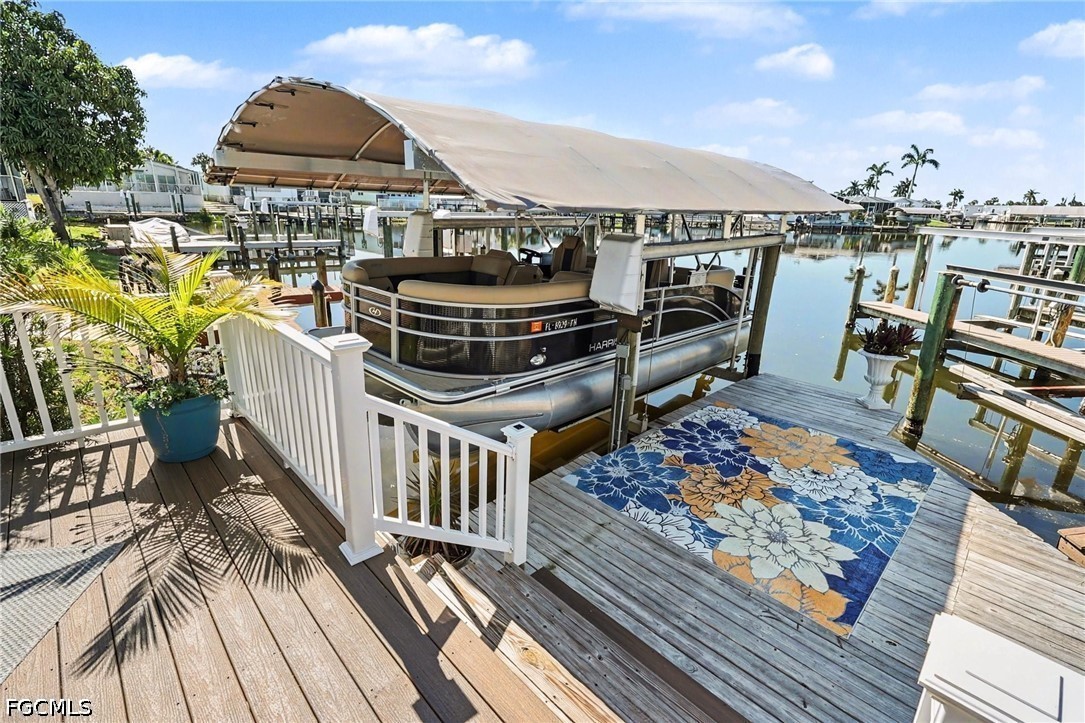 11111 Bayside LN