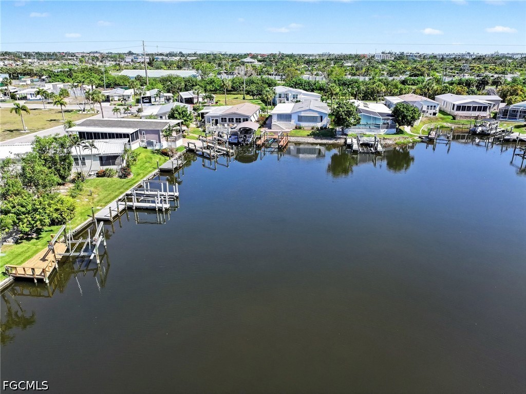 11111 Bayside LN