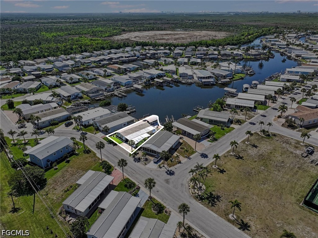 11111 Bayside LN