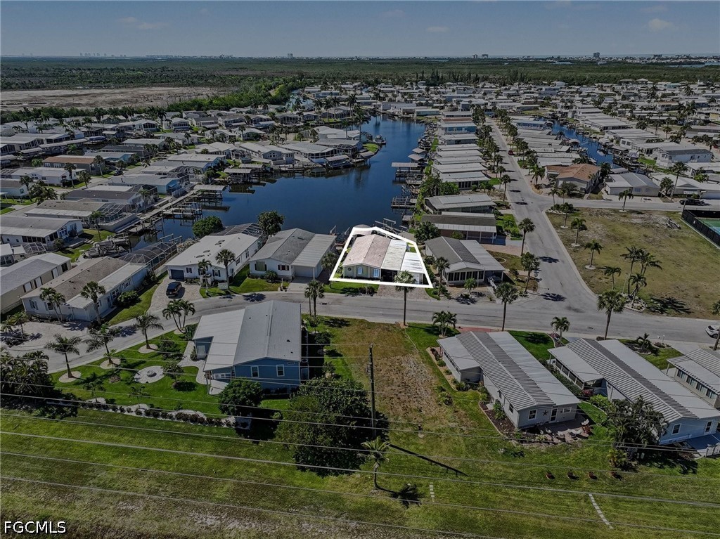 11111 Bayside LN