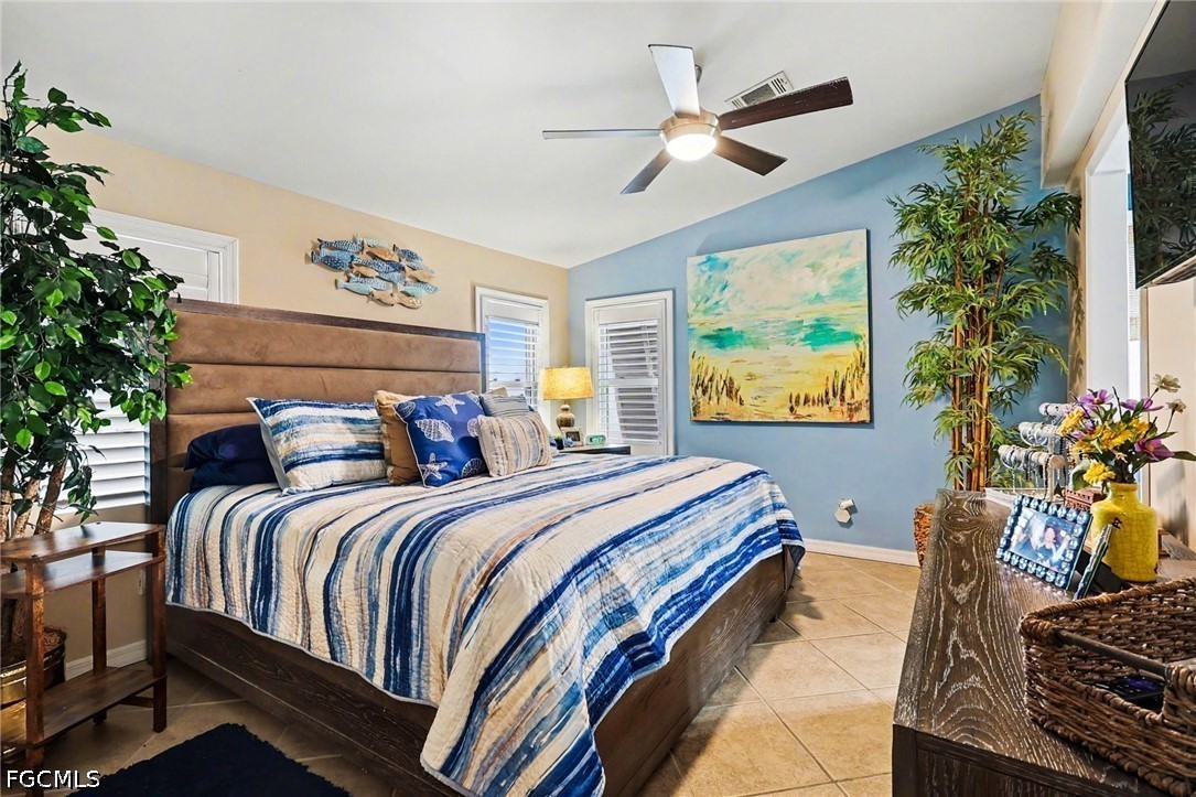 11111 Bayside LN