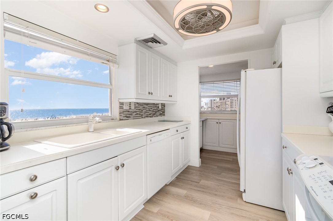 7000 Estero BLVD 300