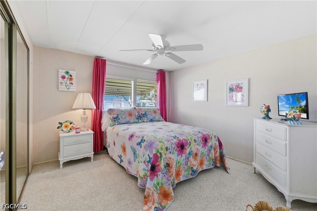 815 Holly Berry CT