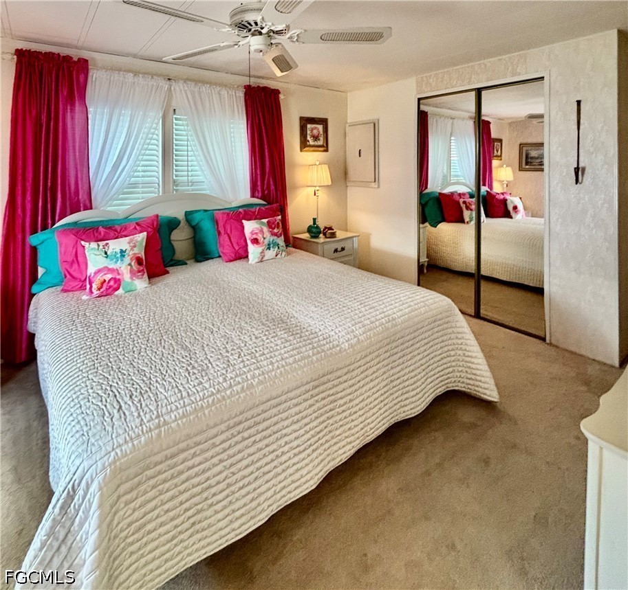 815 Holly Berry CT