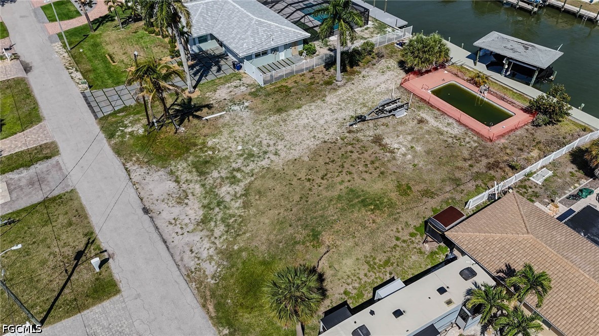 207 Ibis ST