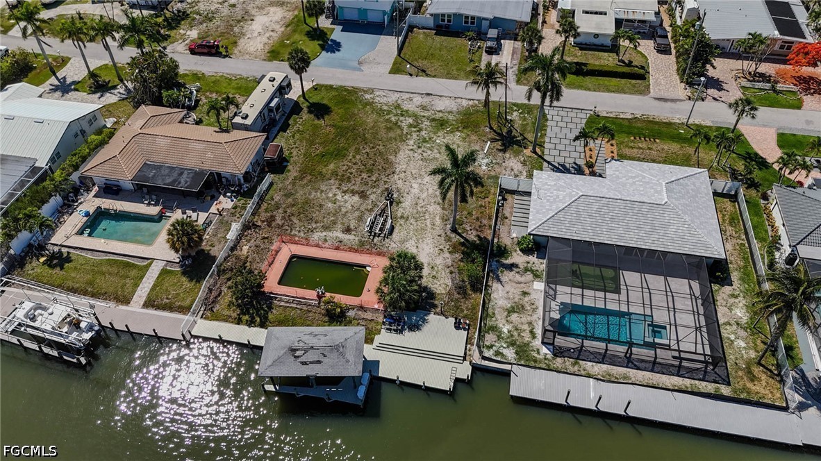 207 Ibis ST