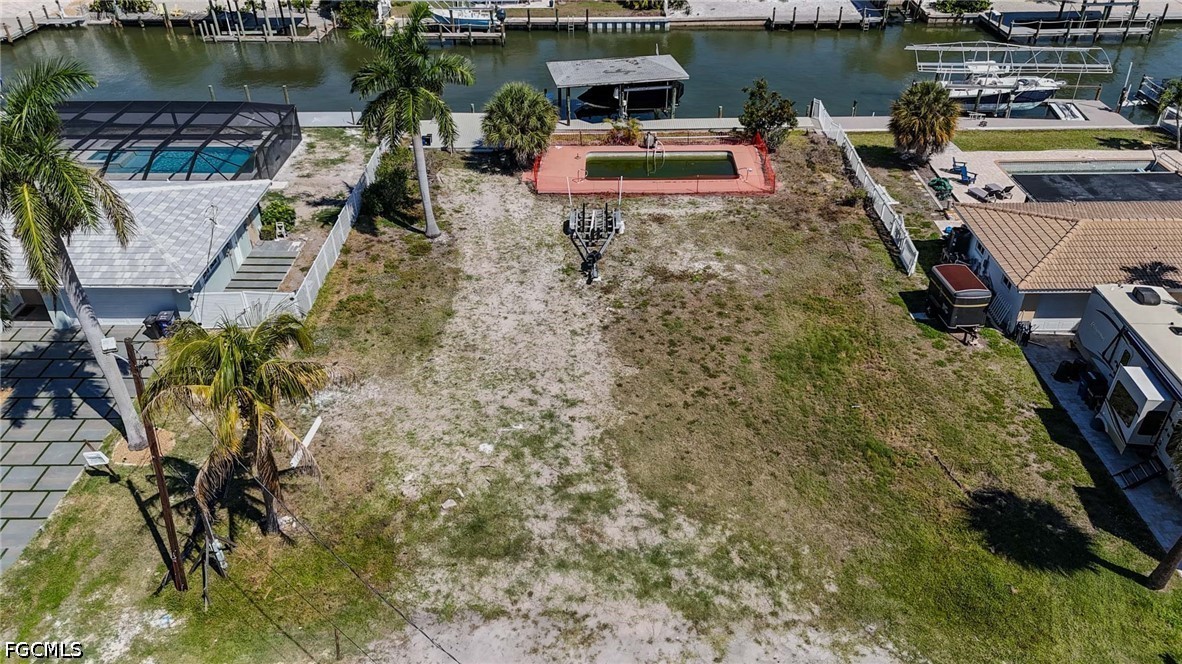 207 Ibis ST