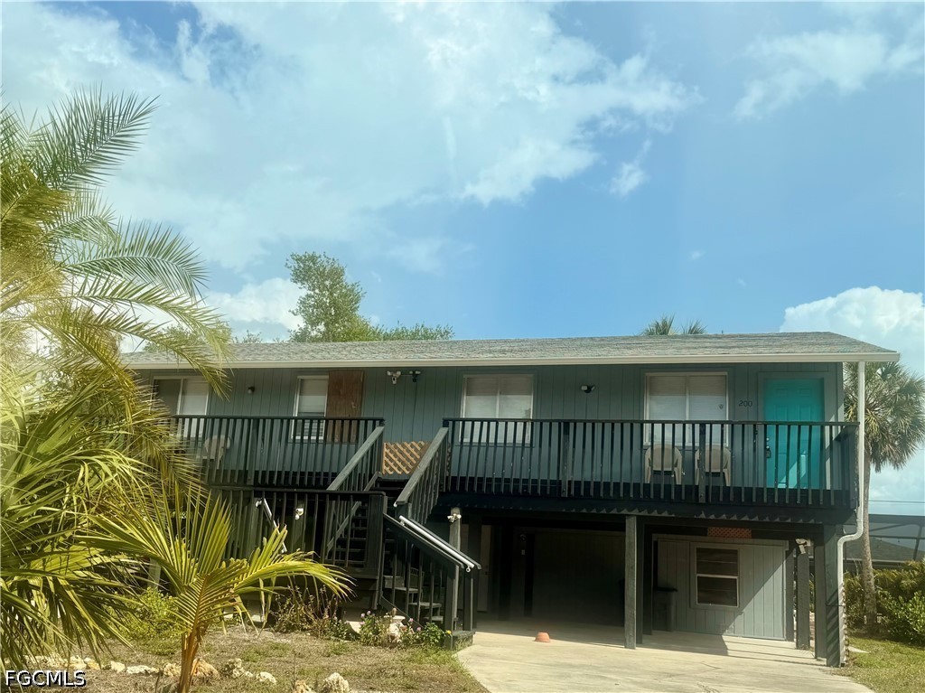 200 Mid Island DR