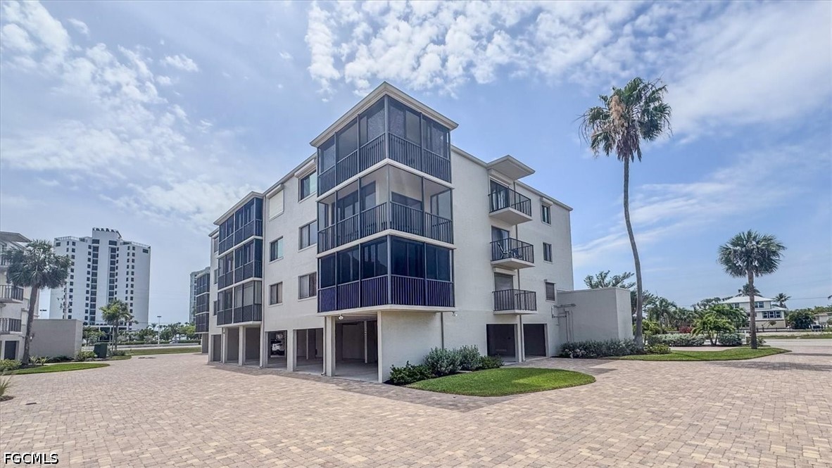 6645 Estero BLVD 201