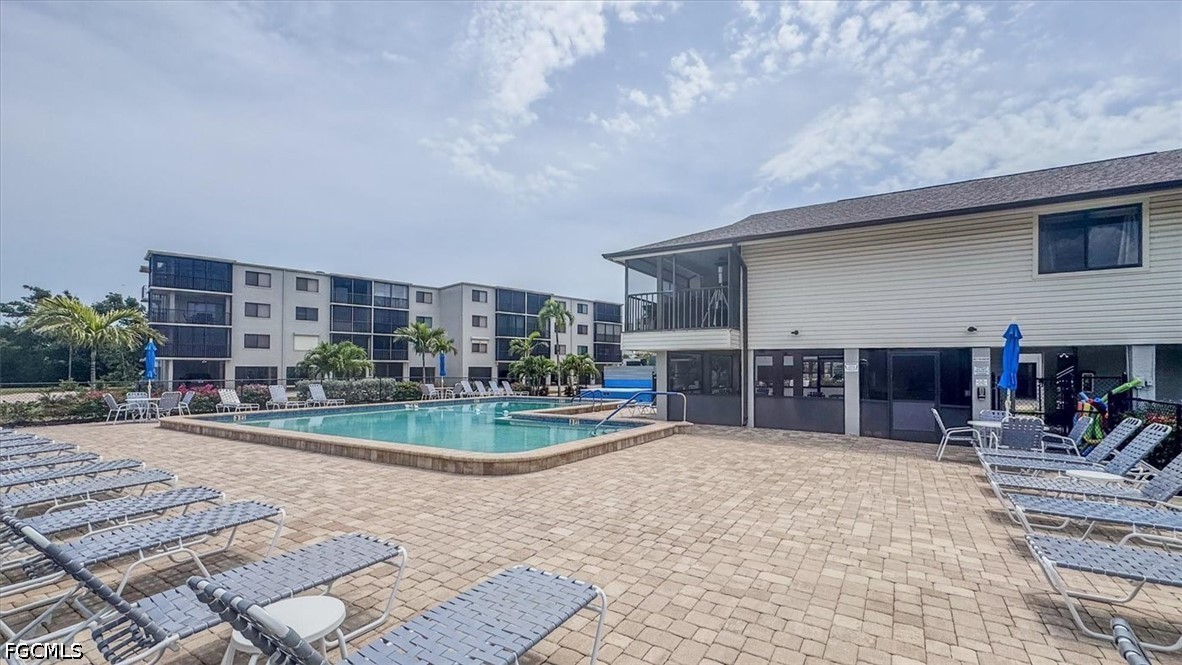 6645 Estero BLVD 201