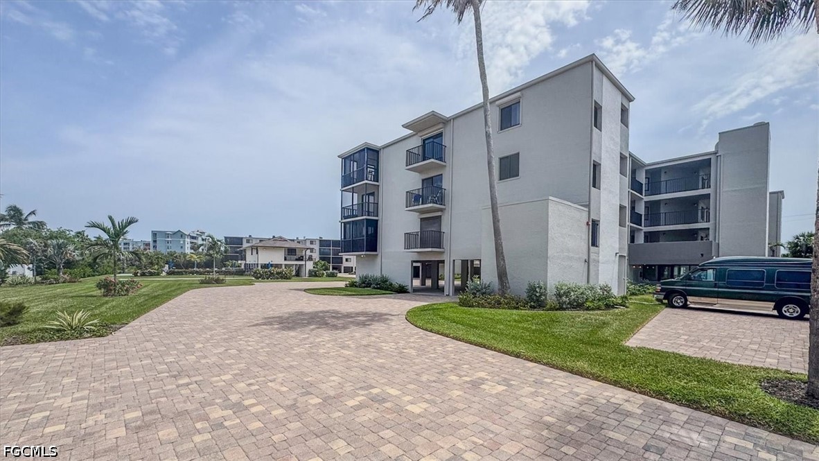 6645 Estero BLVD 201