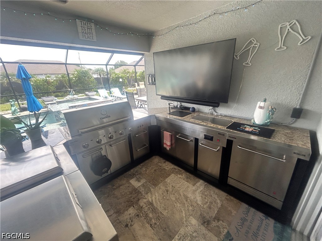 1811 SW 3rd TER