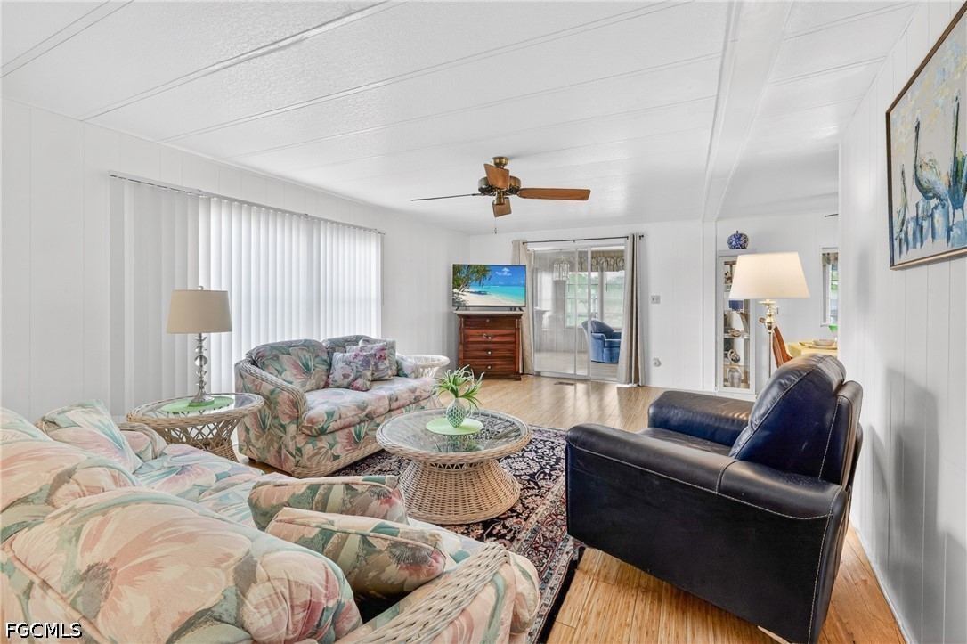 603 Pine Grove CT
