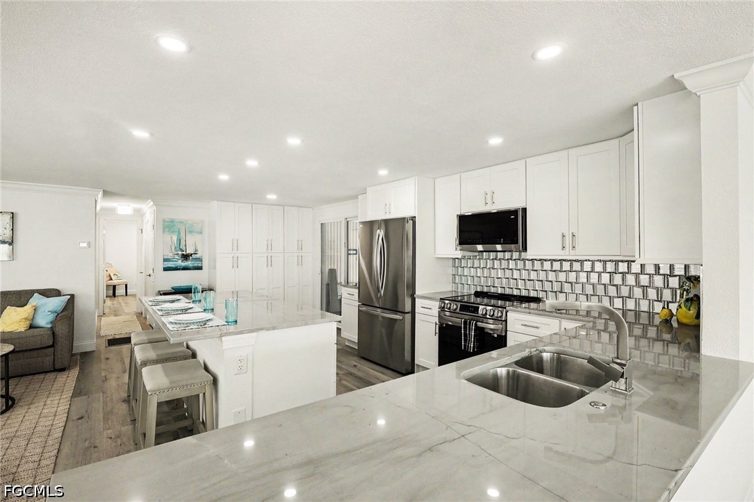 11181 Azalea LN