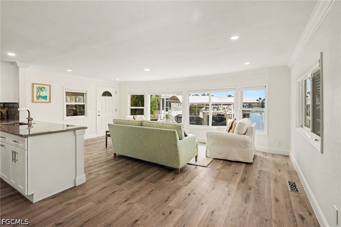 11181 Azalea LN