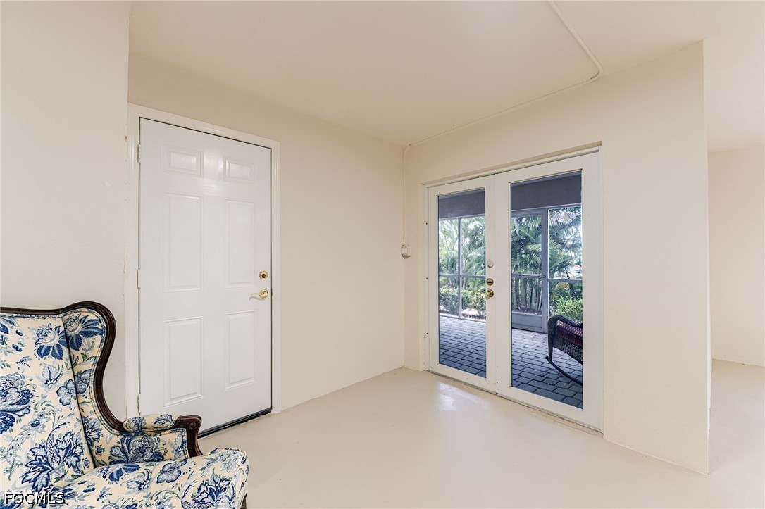 12205 Siesta DR