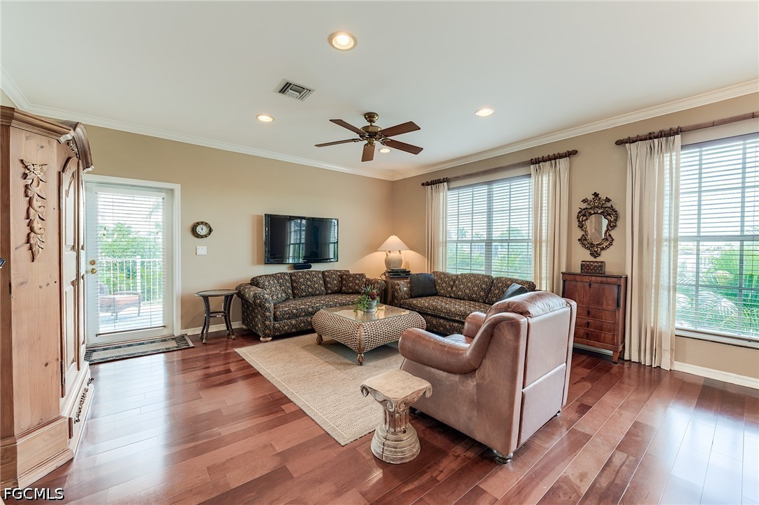 12205 Siesta DR