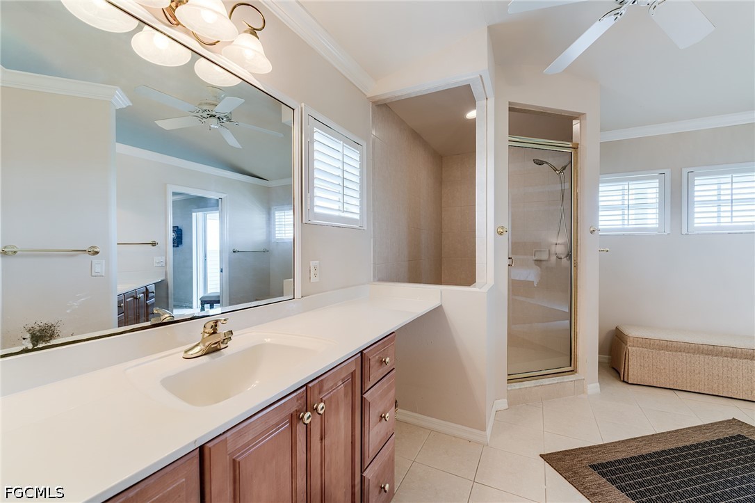 12205 Siesta DR