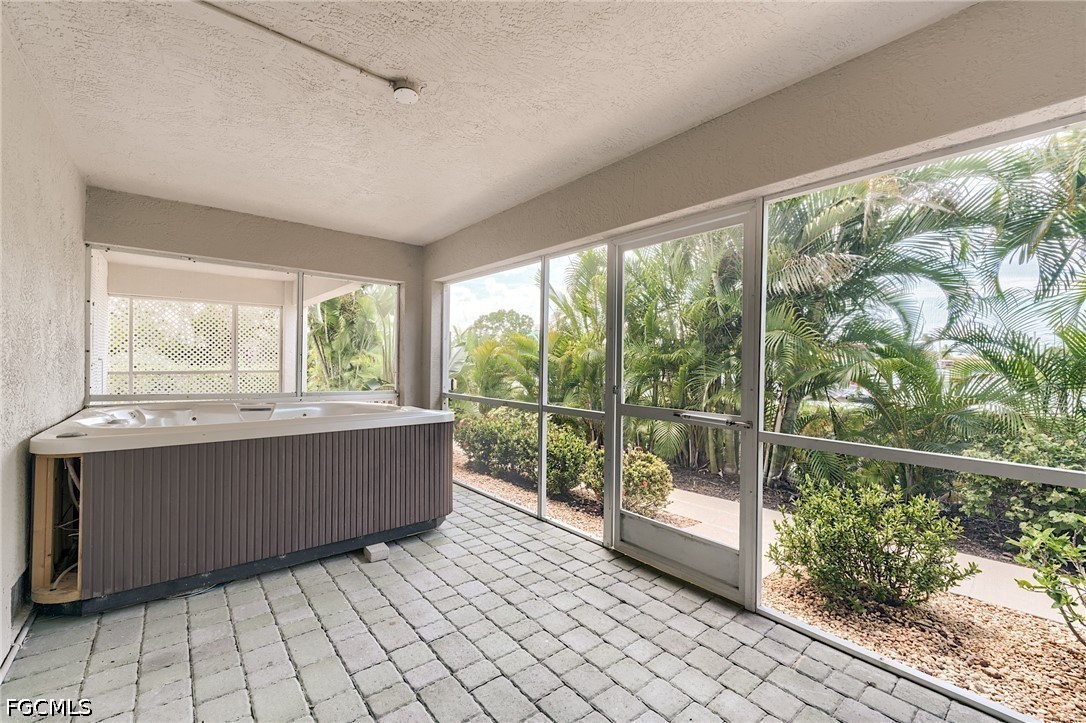 12205 Siesta DR