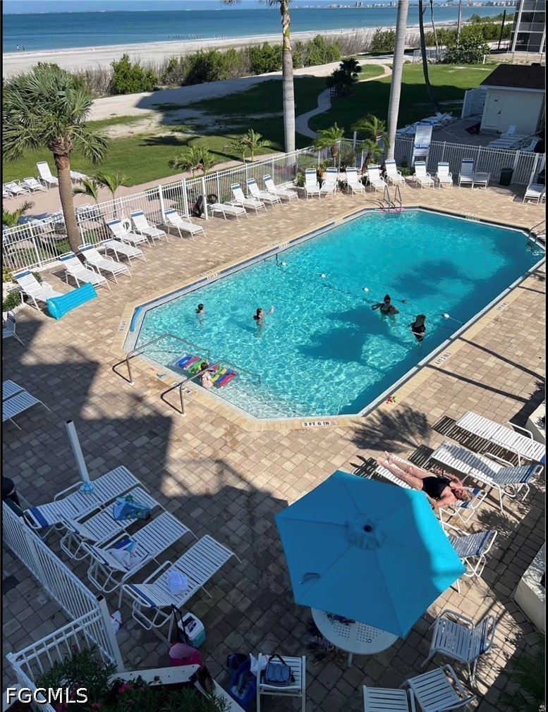 7330 Estero BLVD 301