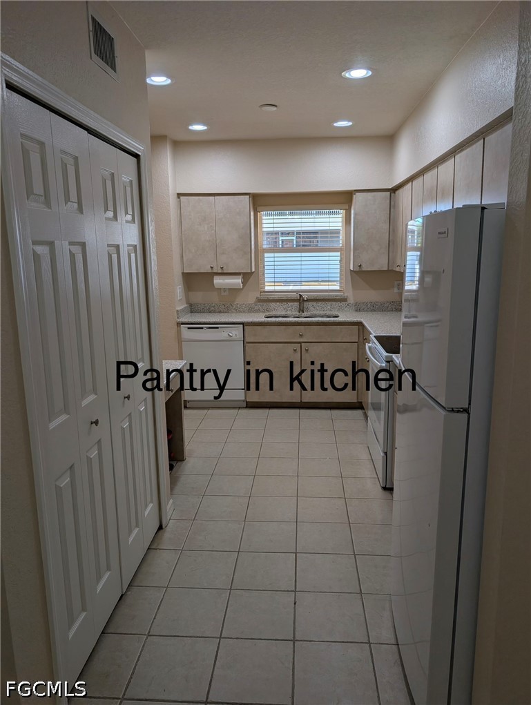 5334 Chiquita BLVD S 103