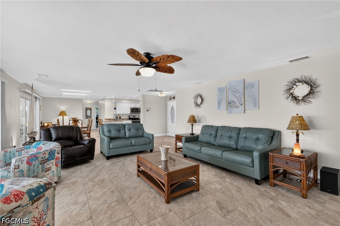 1640 SE 40th ST