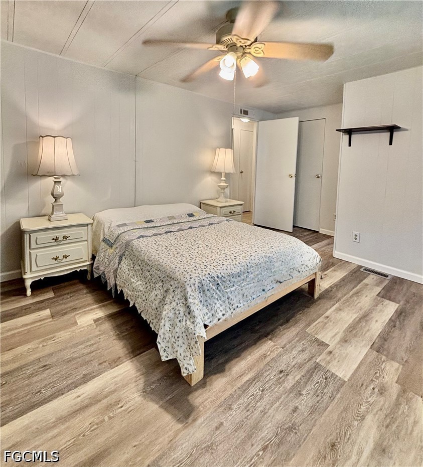 730 Knotty Pine CIR